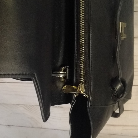 Faux leather bag by Werllands 🍀🌸 - Picture 8 of 11